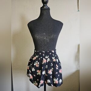 5 For $25✨️Hollister High Waist Bohemian Floral Black Shorts Size Small-Medium